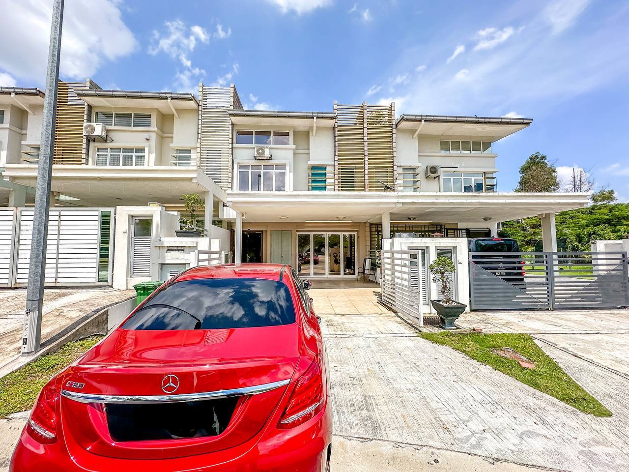 Renovated Double Sto ...