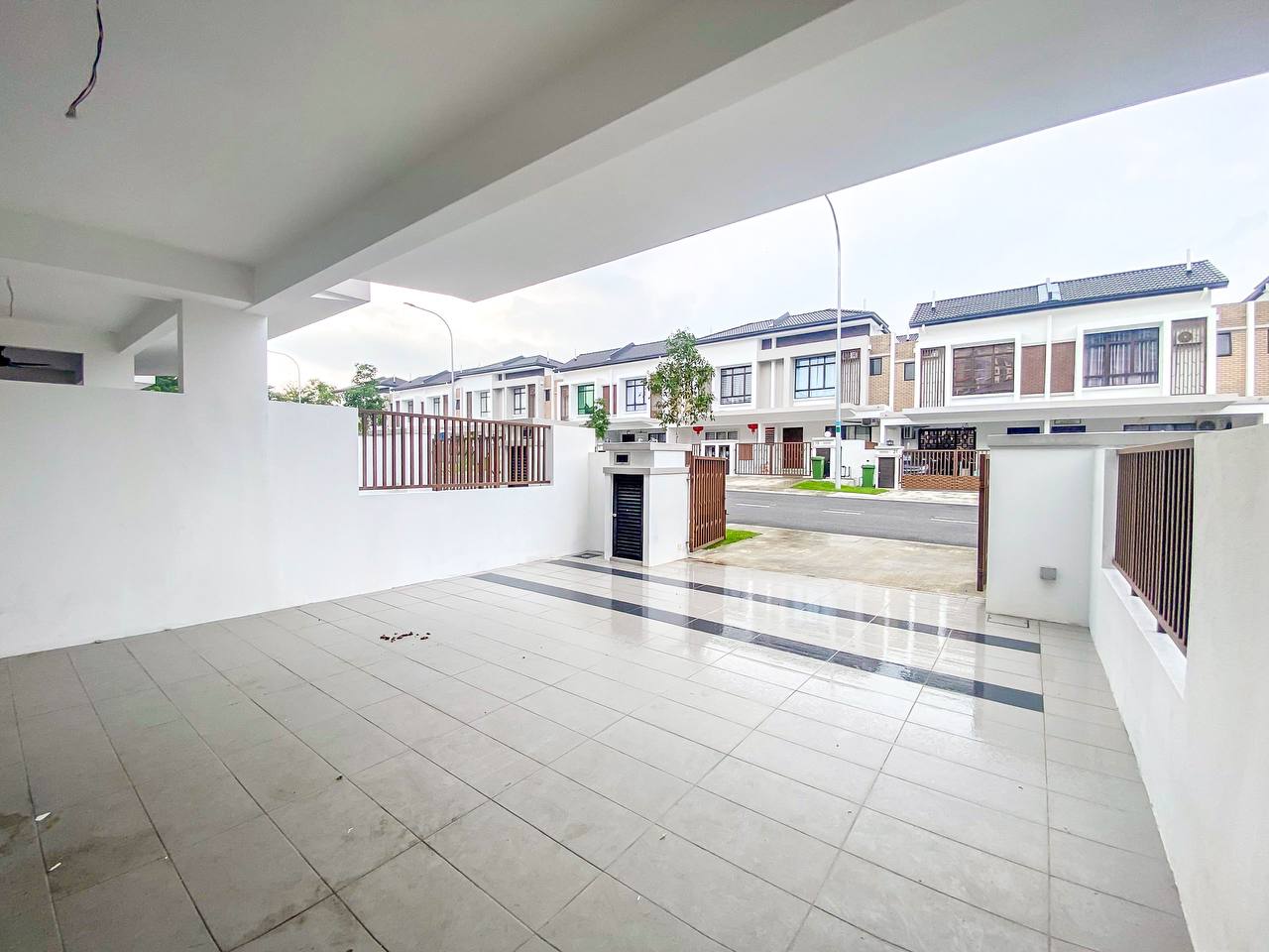 Double Storey Terrace Type Heleena Setia Ecohill - photo 2