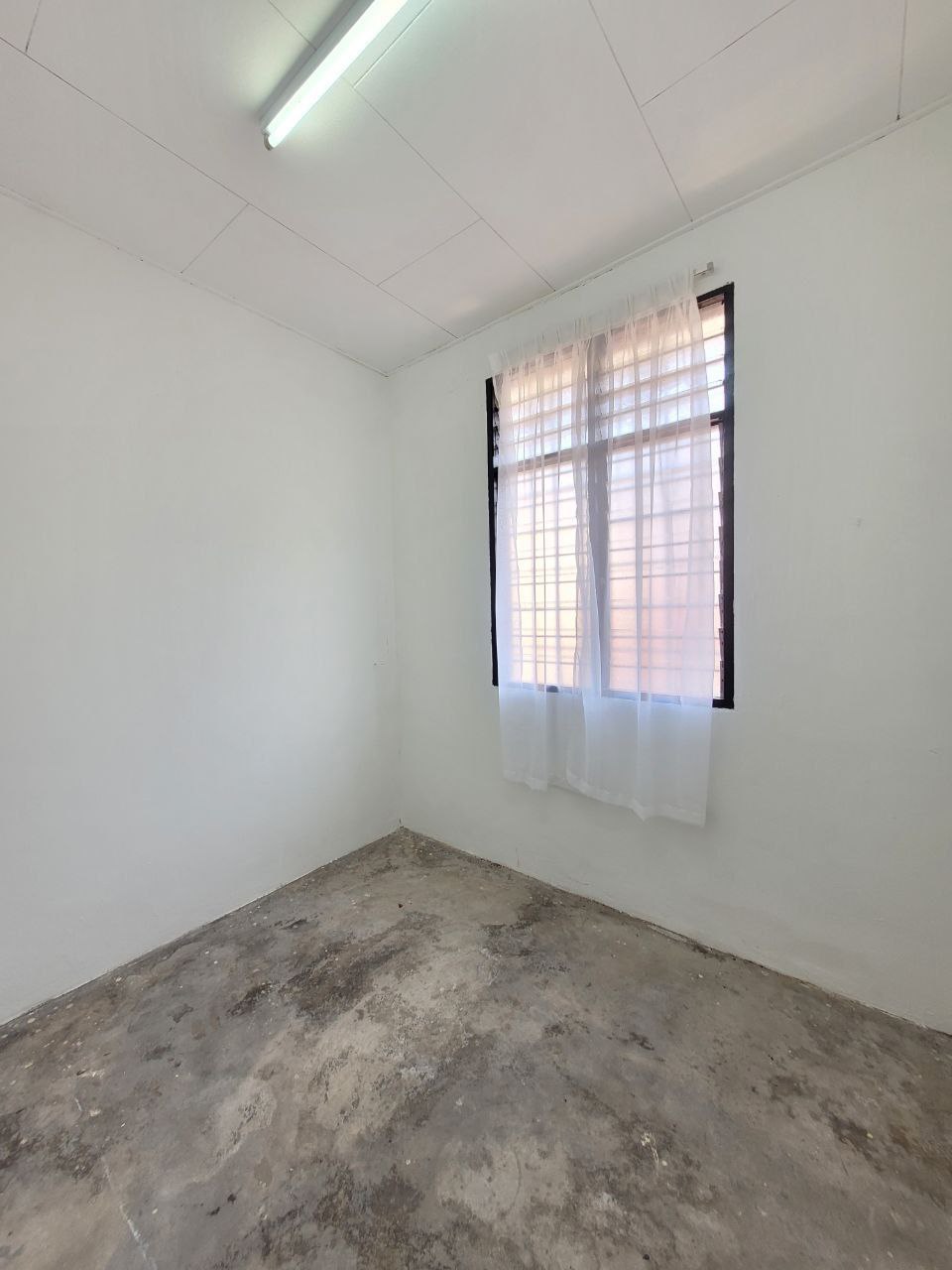 End Lot Murah 1 Storey Terrace Taman Politeknik PD - photo 10