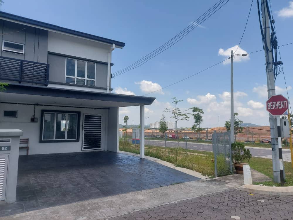 2 Storey Corner Lot Rentak Perdana LBS Puncak Alam - photo 2