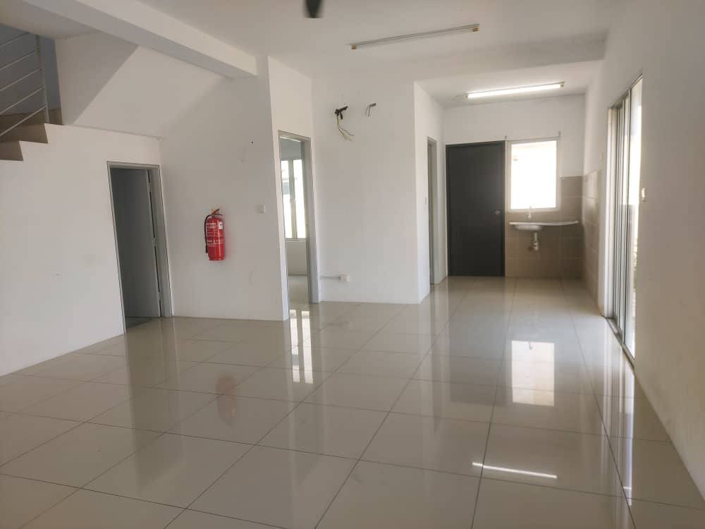 2 Storey Corner Lot Rentak Perdana LBS Puncak Alam - photo 5