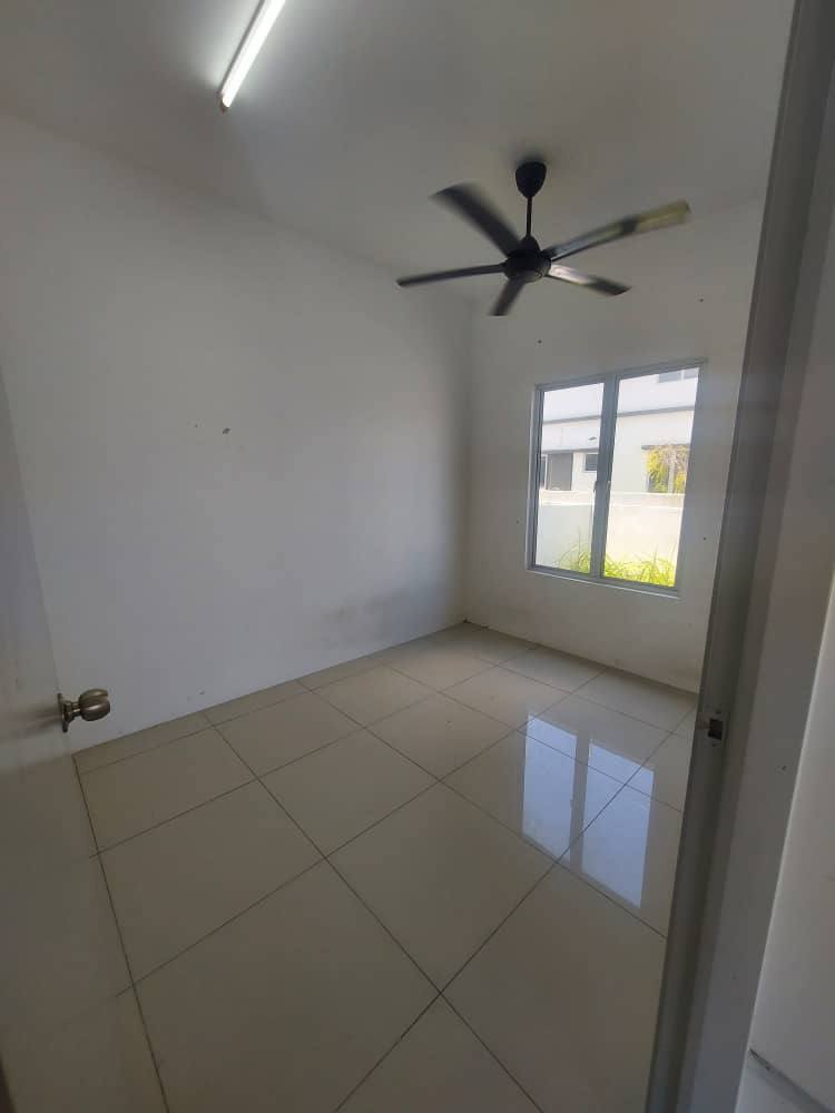 2 Storey Corner Lot Rentak Perdana LBS Puncak Alam - photo 8