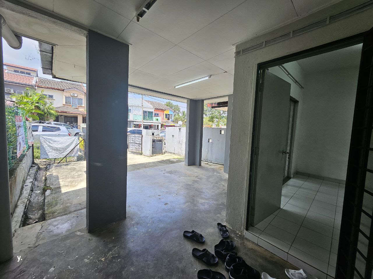 Double Storey Terrace PUJ 2 Puncak Jalil Selangor - photo 2