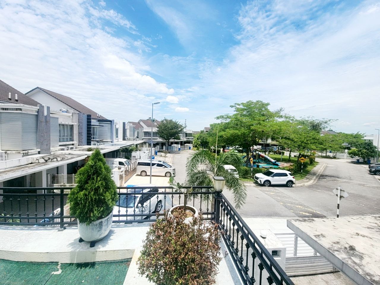 Endlot Double Storey Facing Playgorund Sephira - photo 3