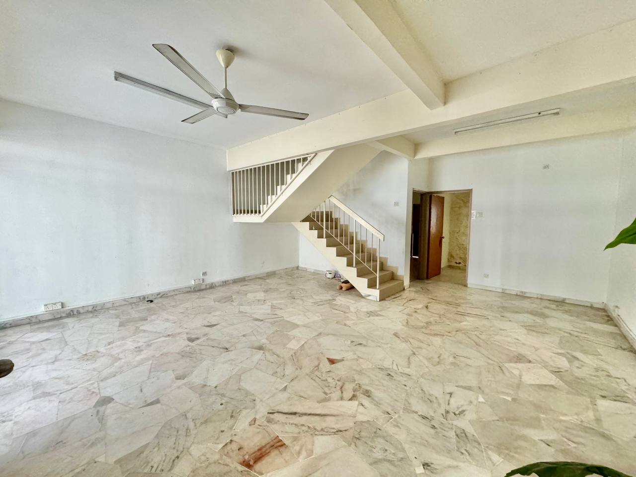 Double Storey Terrace SS7 Kelana Jaya - photo 2