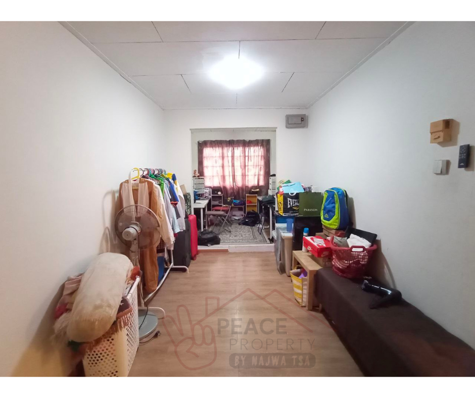 Semifurnished Double Storey House Seksyen 19 - photo 10