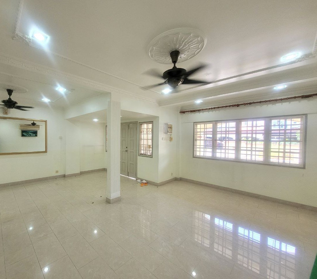 Freehold Double Storey USJ2 Subang Jaya - photo 2