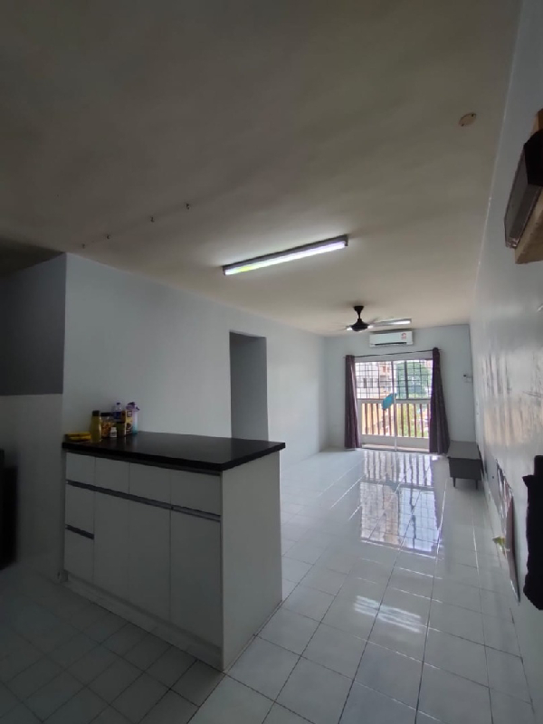 Condominium,Jalan Laksamana5,68100 Batu Caves - photo 4