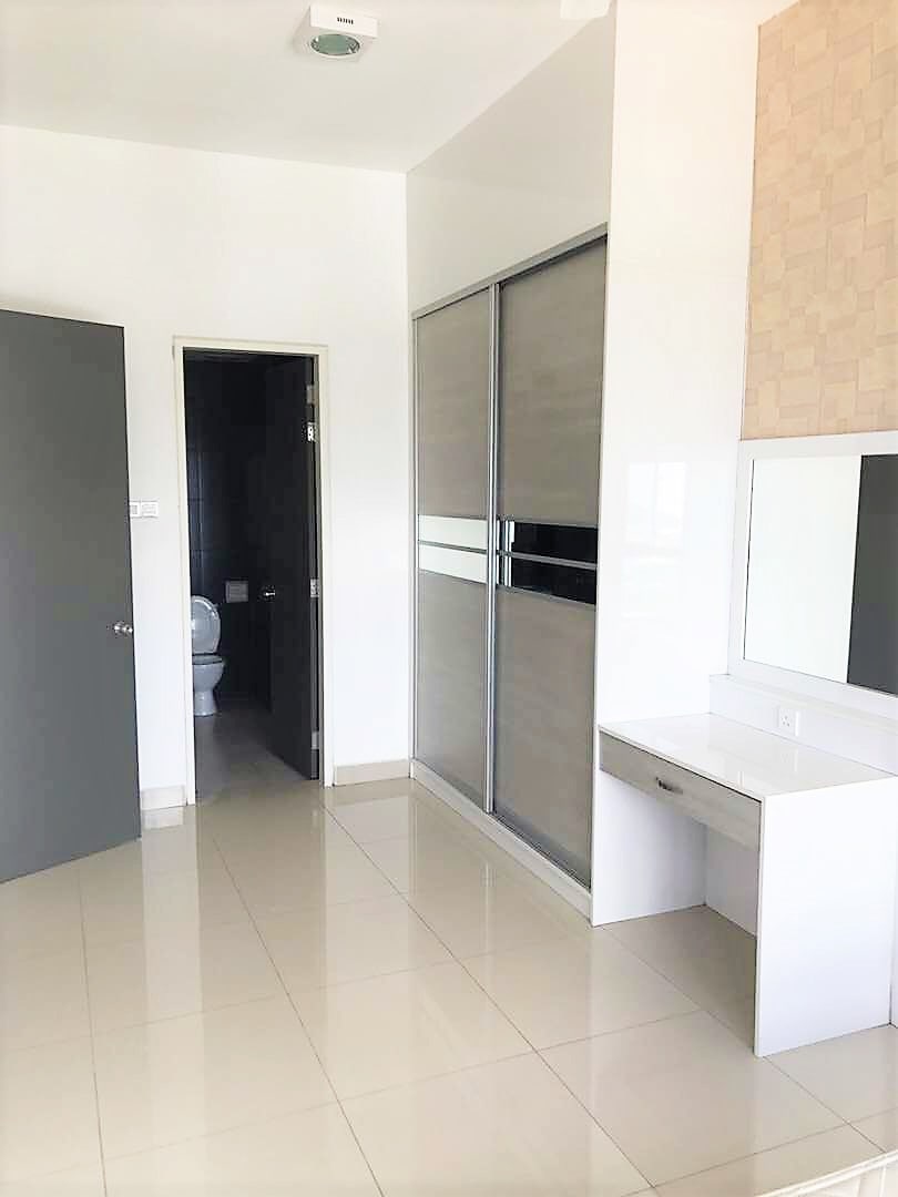 Semi Furnished 1B1R DPulze - photo 2