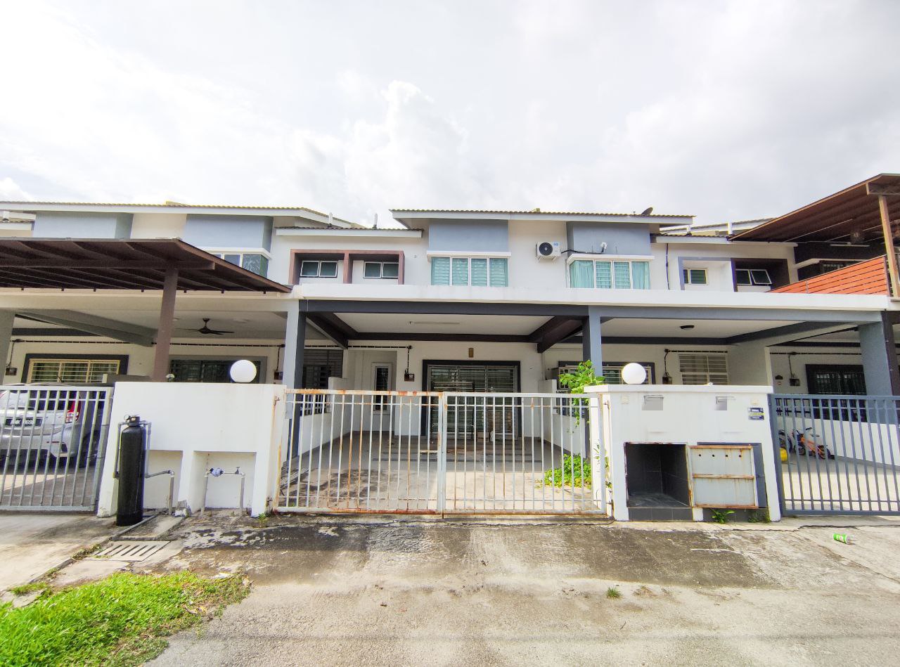 Double Storey Terrace Taman Emas, Dengkil