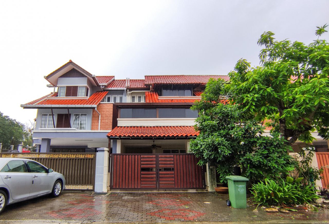 Two and Half Storey Bukit Wangsamas, Wangsa Maju