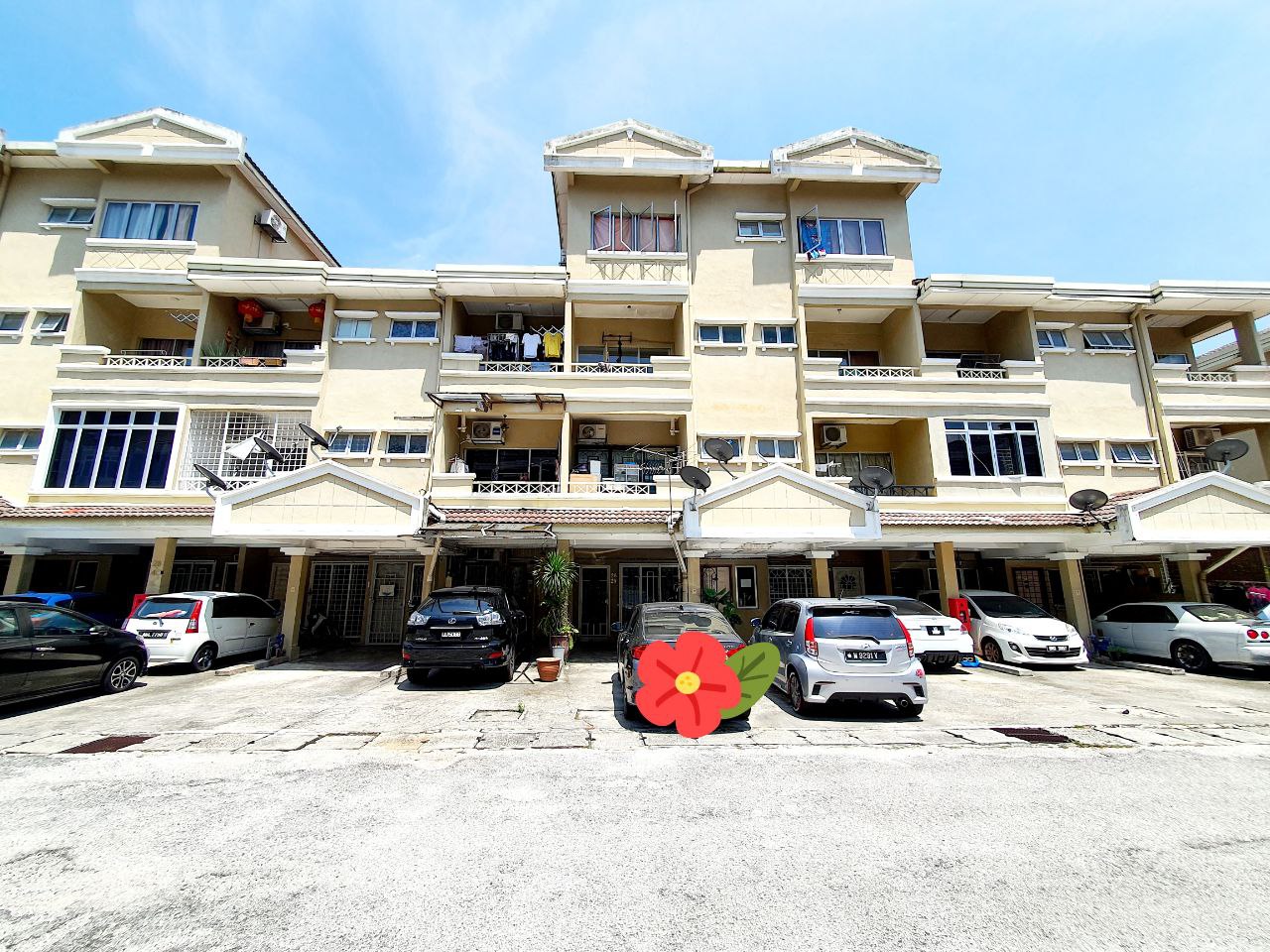 Duplex Townhouse Sri Mahligai Condominium