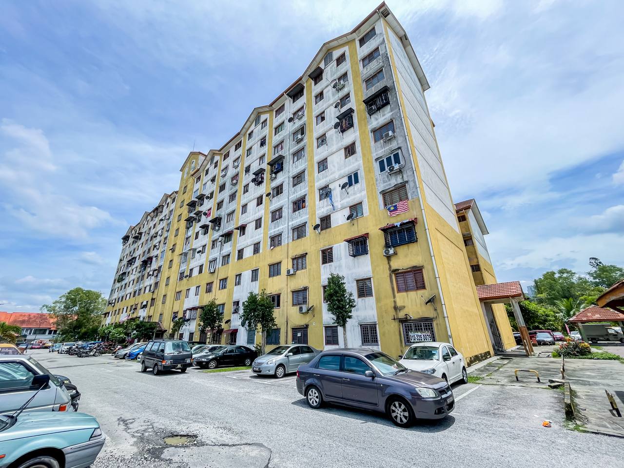 Pangsapuri Enggang, Jalan 6F, Bandar Kinrara