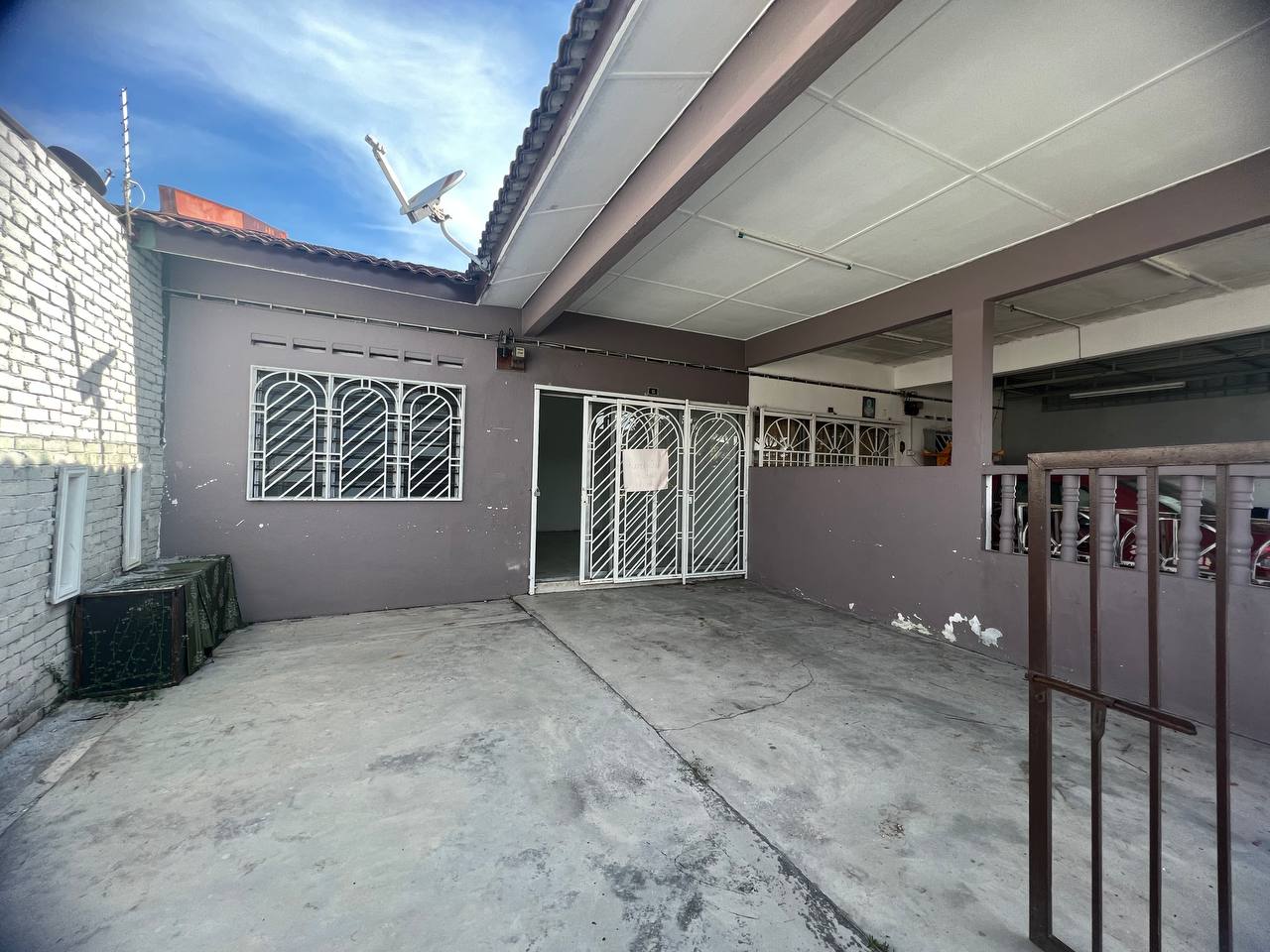 Single Storey Terrace house, Kapar - photo 9