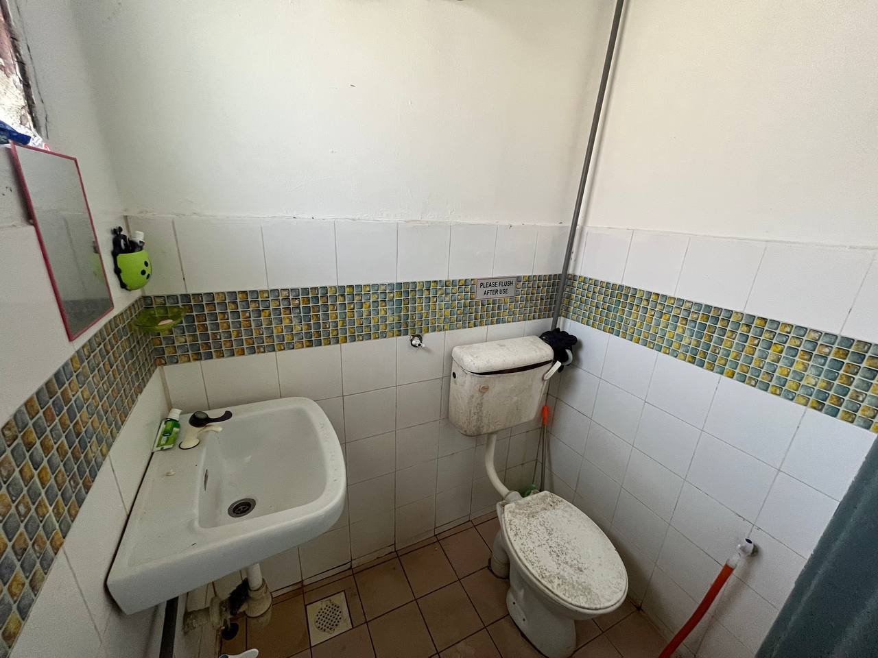Single Storey Bandar Rinching, Seksyen 1, Semenyih - photo 12