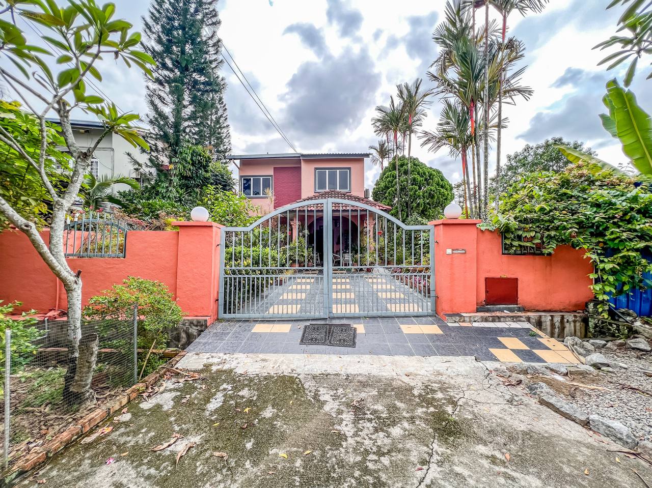 Bungalow Double Storey, Taman Sri Kajang, Kajang