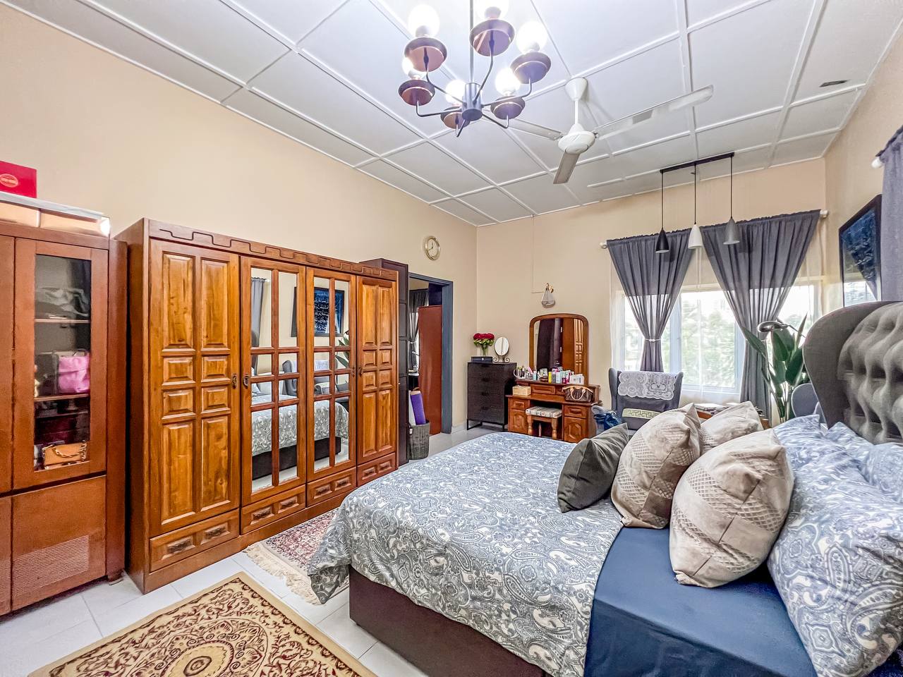 Bungalow Double Storey, Taman Sri Kajang, Kajang - photo 12