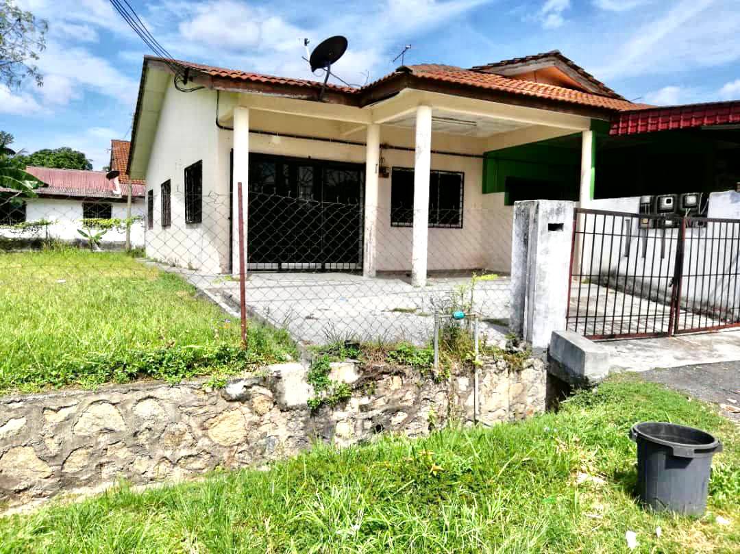 Corner Lot Bandar Rinching, Seksyen 1, Semenyih