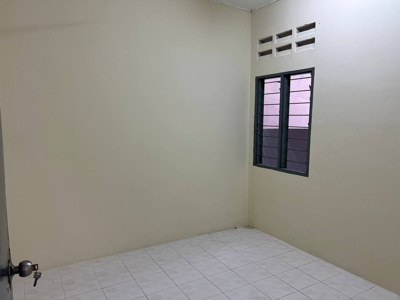 Single Storey Endlot Taman Andalas, Mantin - photo 9