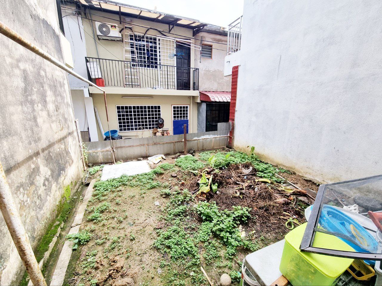 Taman Sri Raya, Kampung Tasik Tambahan - photo 8