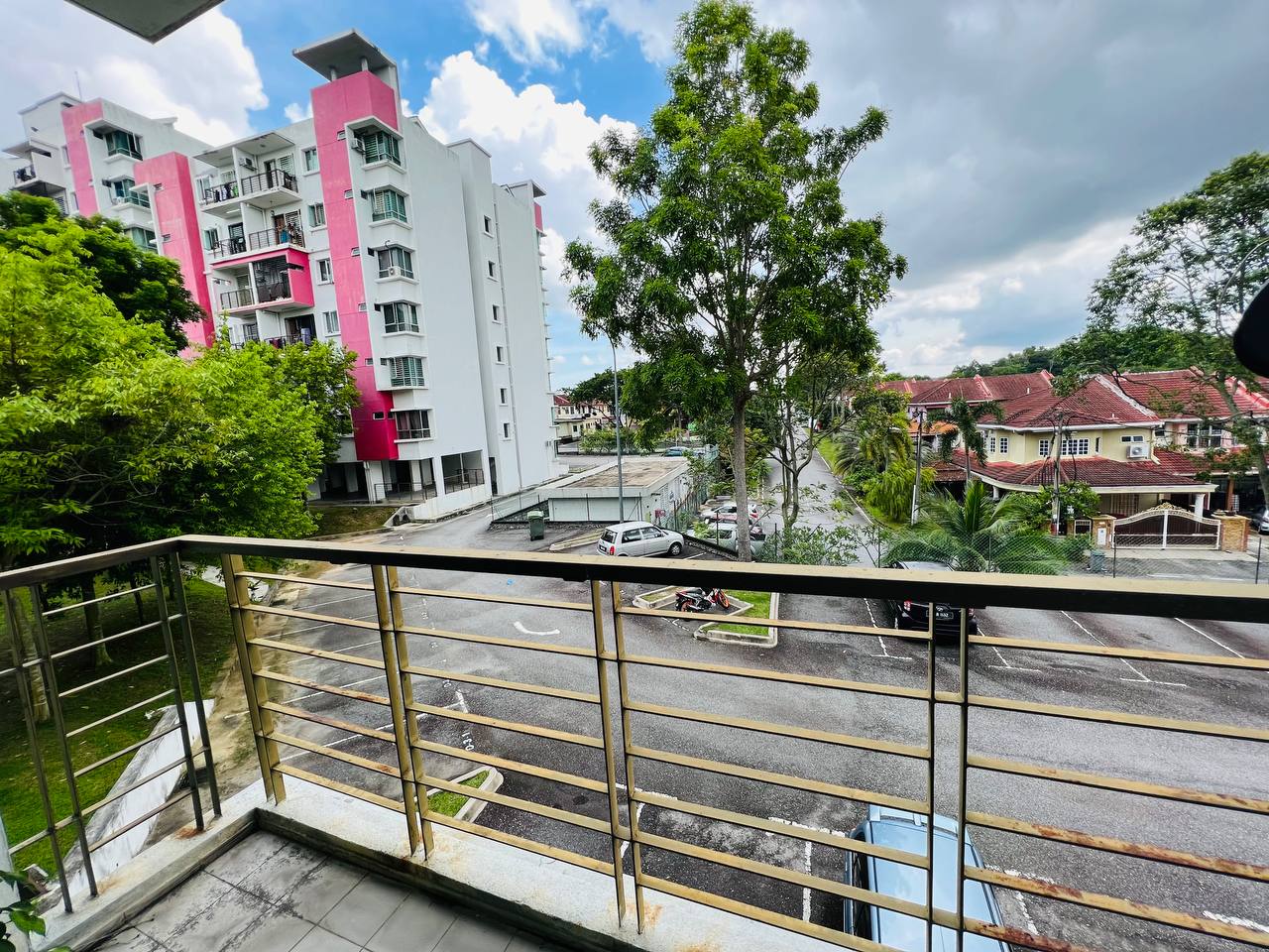 Anggerik Court Apartment, Putra Nilai - photo 2