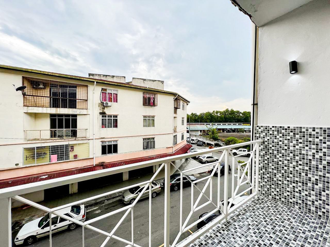 Shop Apartment Saujana Puchong Bandar Putra Permai - photo 6