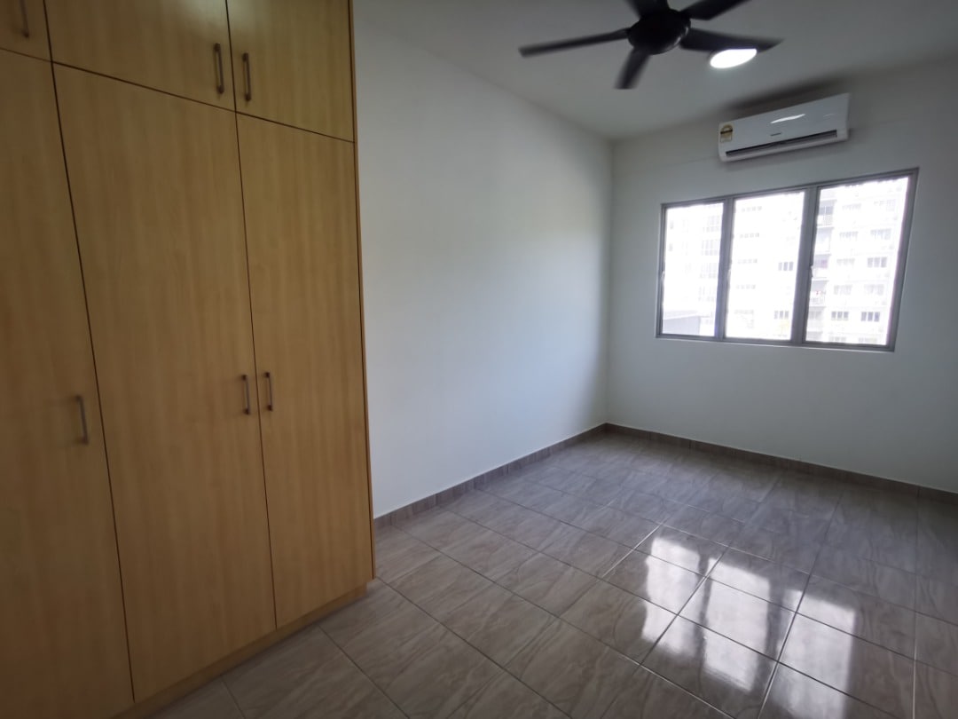 Block D, Vesta View, Taman Putra Impian