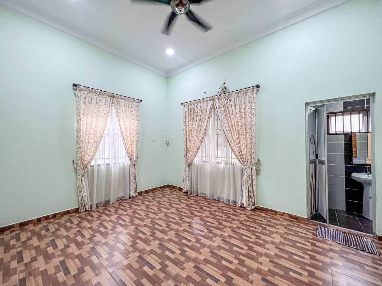 Bungalow Single Storey, Taman Seri Rembau - photo 10