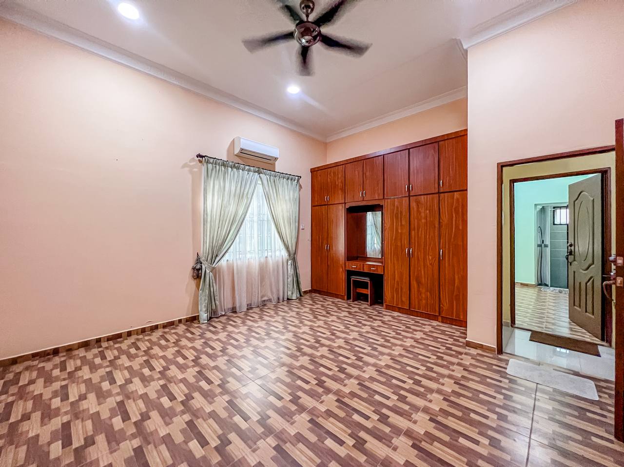 Bungalow Single Storey, Taman Seri Rembau - photo 9