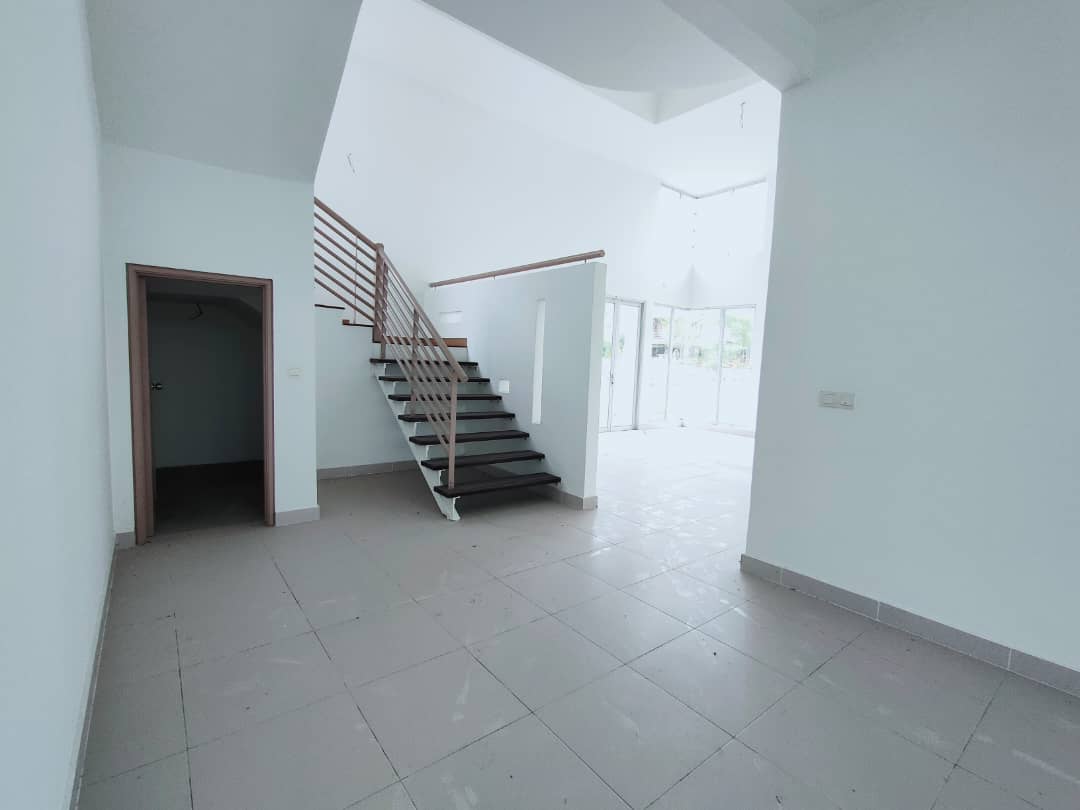 2 Storey Semi-D Bandar Enstek Rembulan - photo 11
