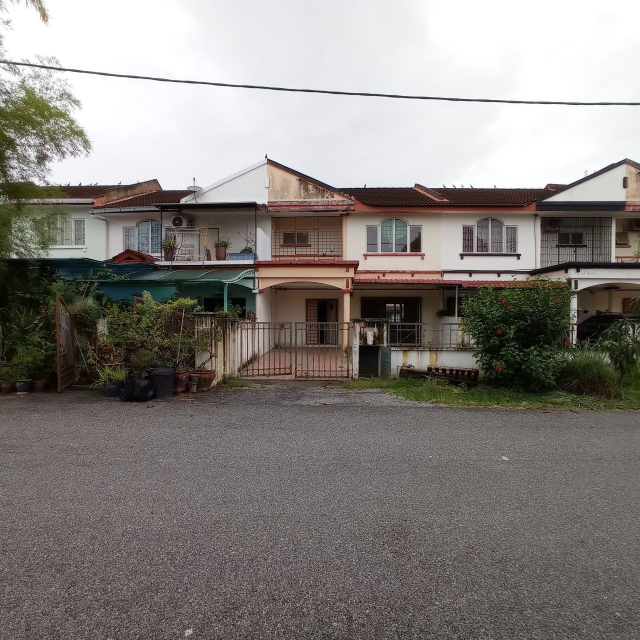 Double Storey Superlink Bandar Tasik Kesuma - photo 2