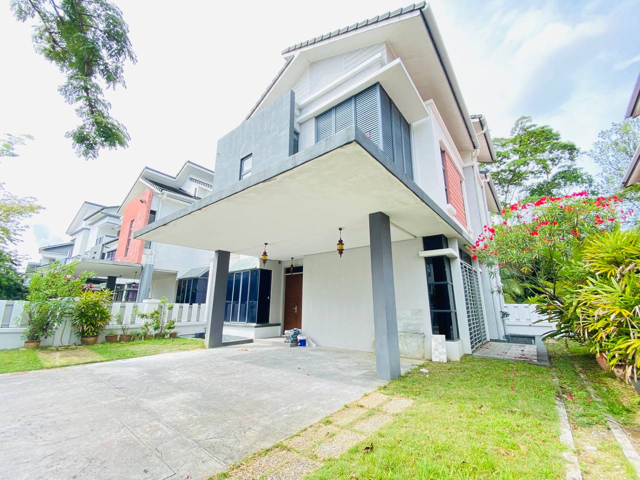 Double Storey Semi D Mezzo Bukit Jelutong - photo 2