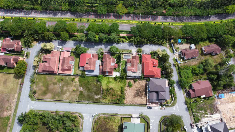 Laman Jasmin, Kota Seriemas, Nilai, Negeri Sembila - photo 3