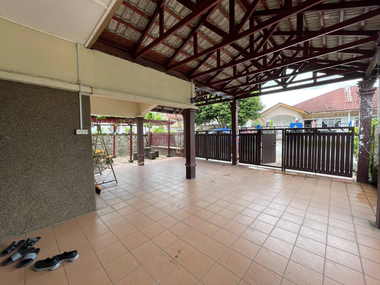 Single Storey Semi D House Desa Salak Damai, Salak - photo 9