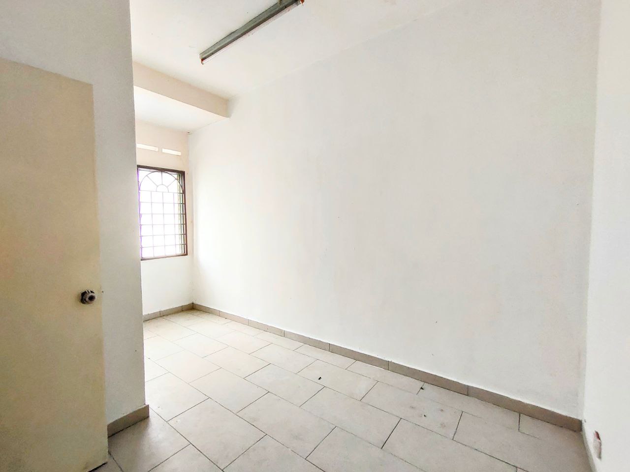 Double Storey Terrace Taman Tasik Jaya Seremban - photo 7