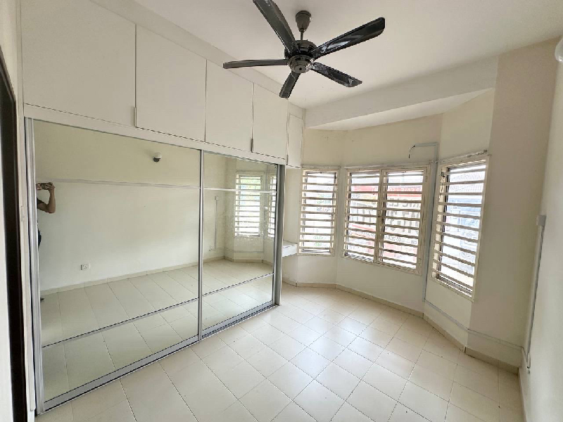 Rumah Semi-D 1 Tingkat di Taman Desa Villa Murni, Salak Tinggi - photo 3