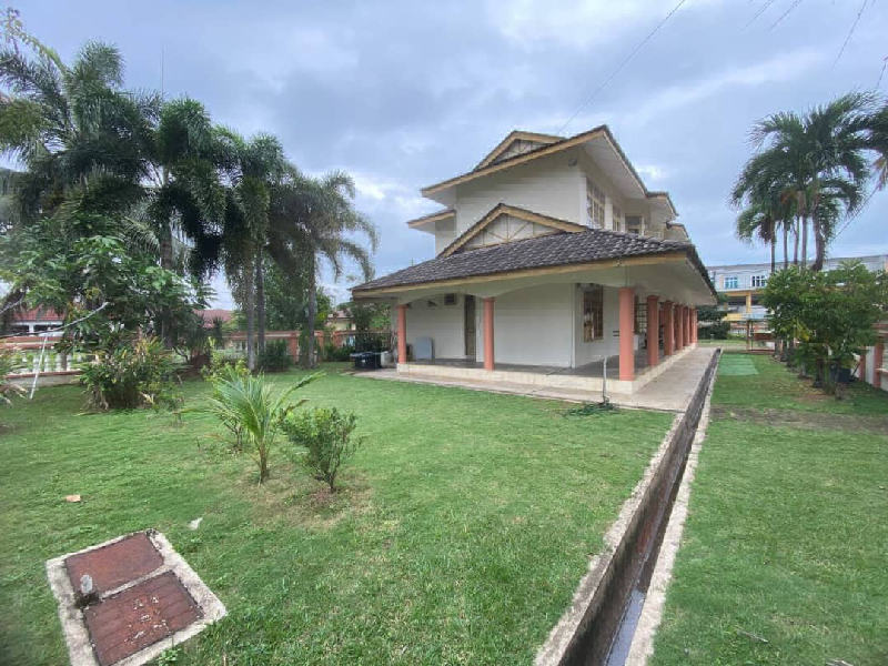 Banglo 2 Tingkat Batu Hitam, Kuantan - photo 2