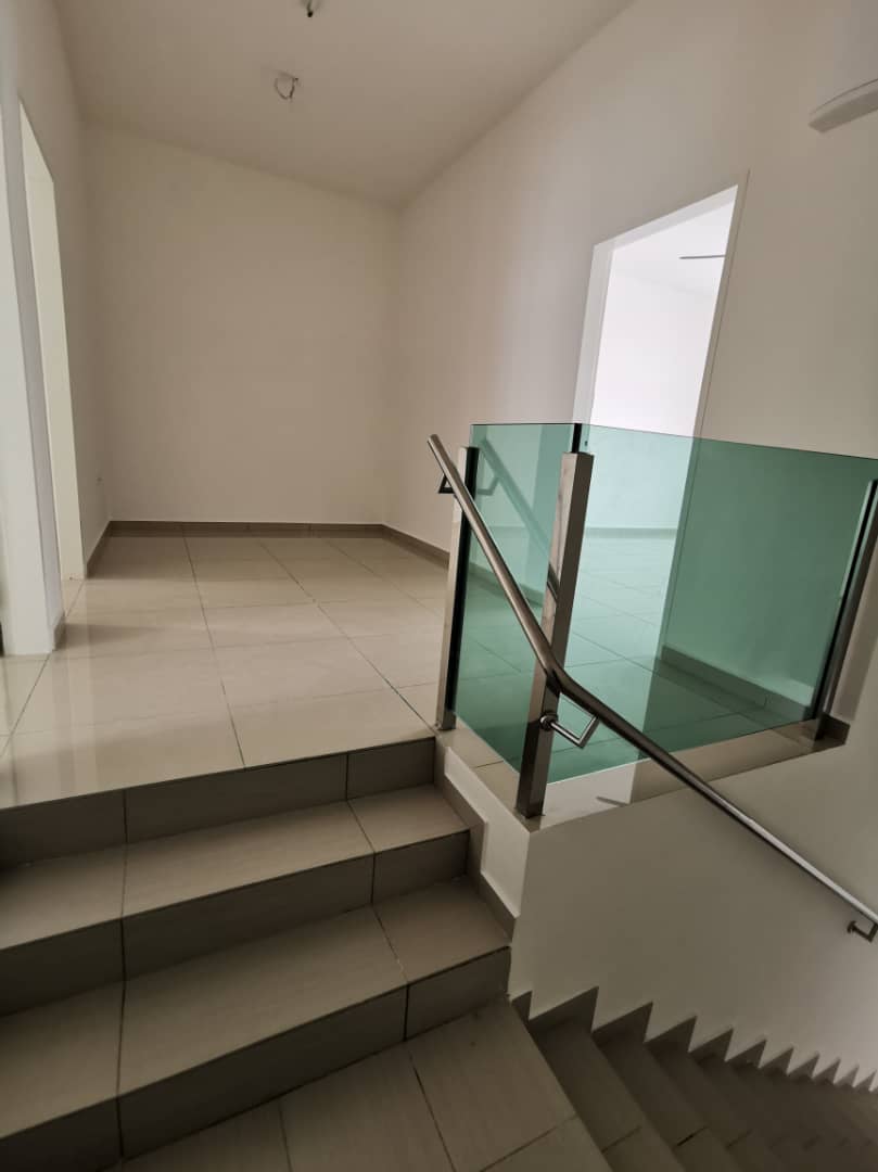 2 Storey Tiara Sendayan,Bandar Sri Sendayan,N9 - photo 3