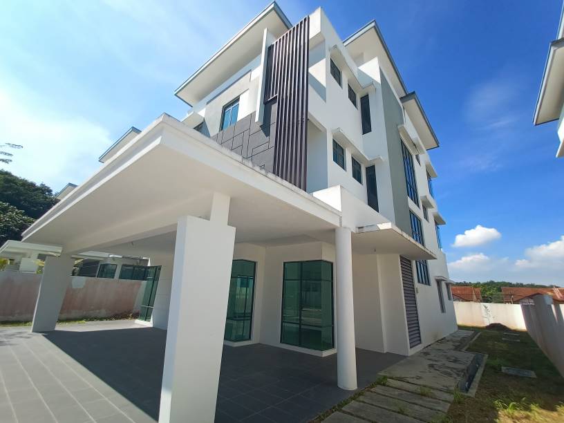 Bungalow 3 Storey at Lambaian Residencence Bangi - photo 9