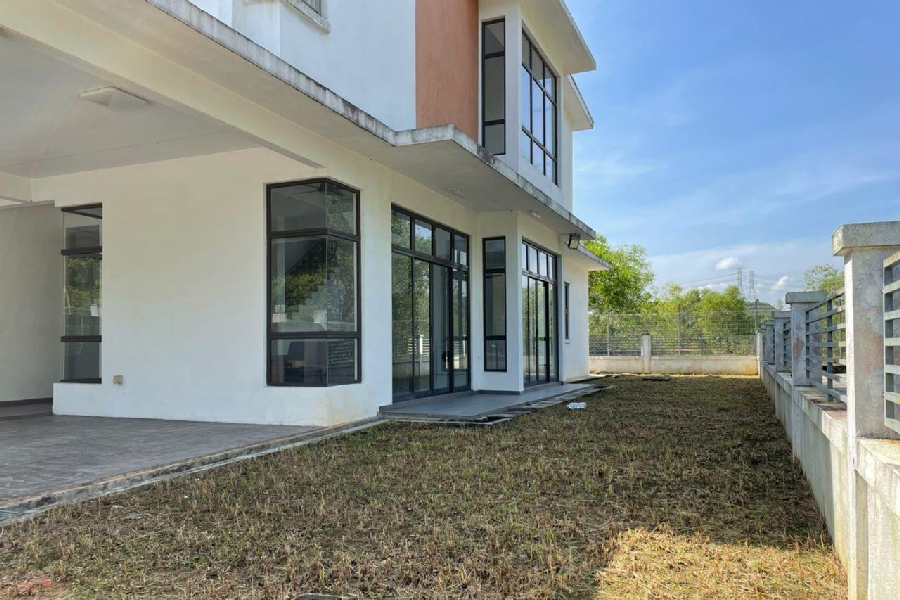 CORNER  25 Storey Link Terrace House Emerald TTDI Alam Impian Shah Alam - photo 4