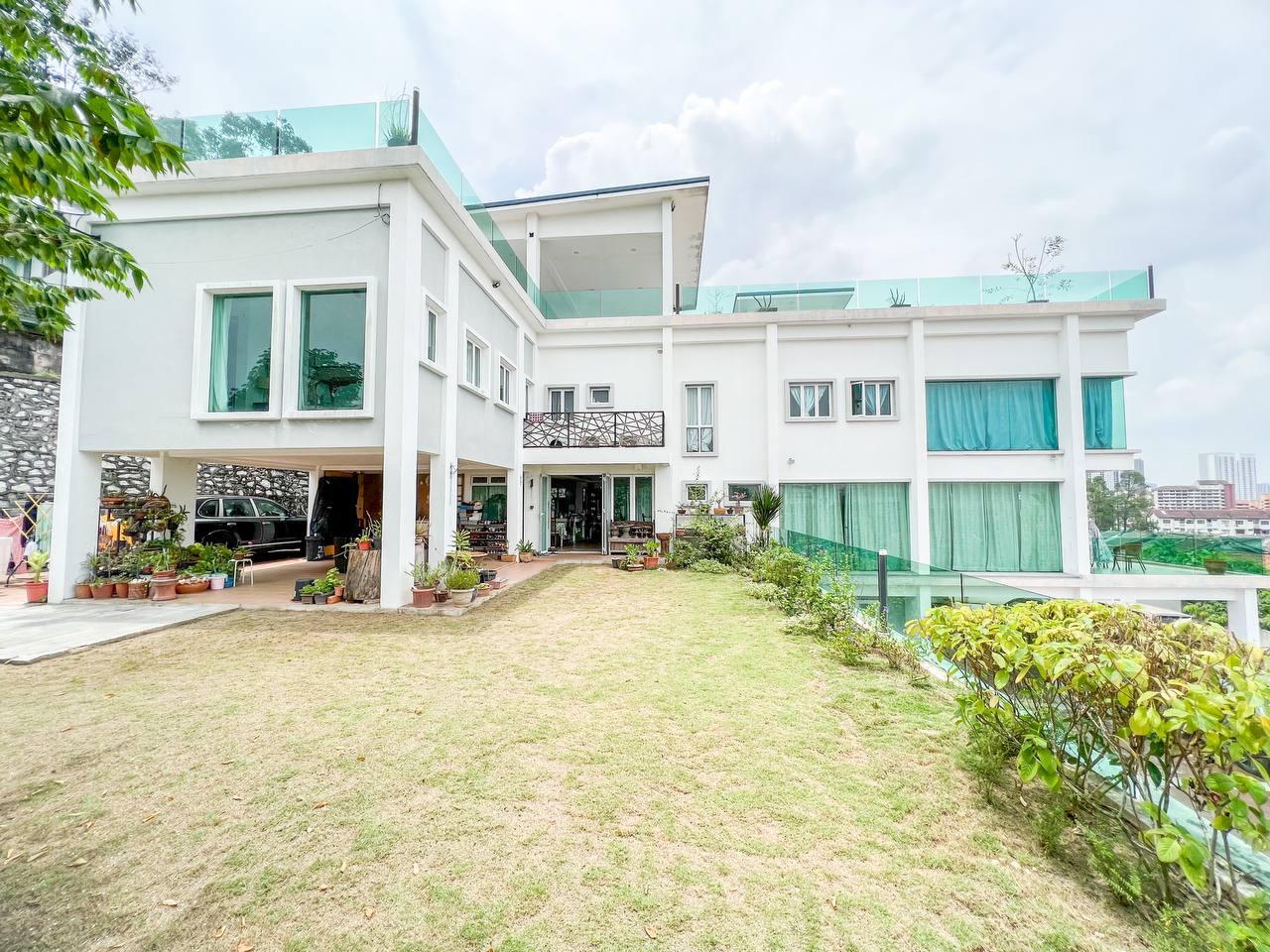 3 Storey Modern Bungalow, Taman Setia, Gombak - photo 2