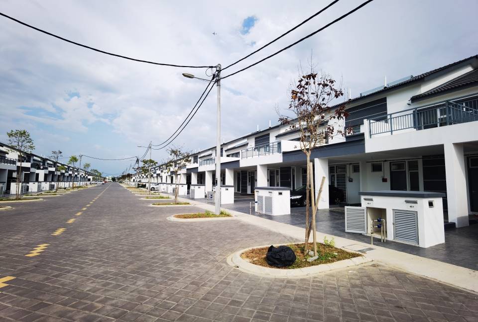 KITA BAYU Townhouse Lower Unit Cybersouth, Dengkil - photo 2