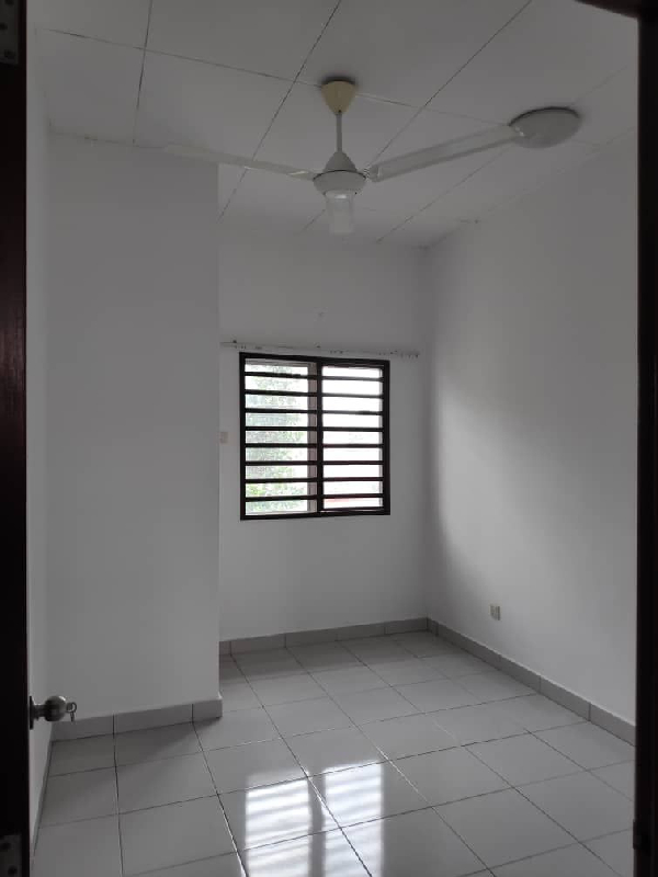 Double Storey Type Amber Taman Pelangi Semenyih 2 - photo 4