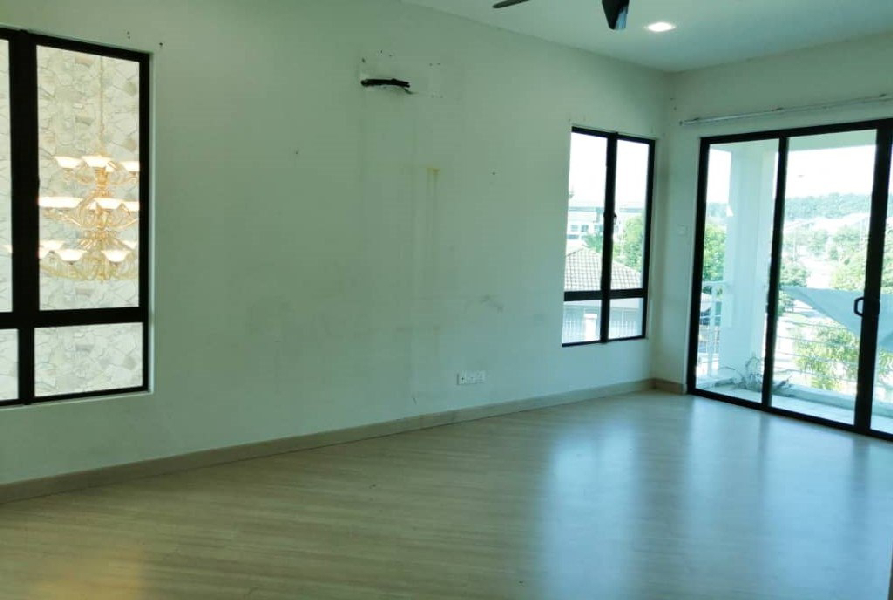 2 Storey Angular Superlink Terrace House Clover Park Denai Alam - photo 9