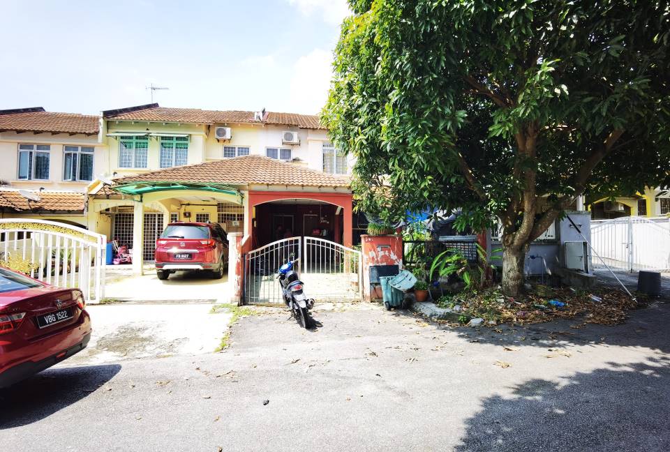 Rumah Teres 2 Tingkat Taman Mawar BBST - photo 6