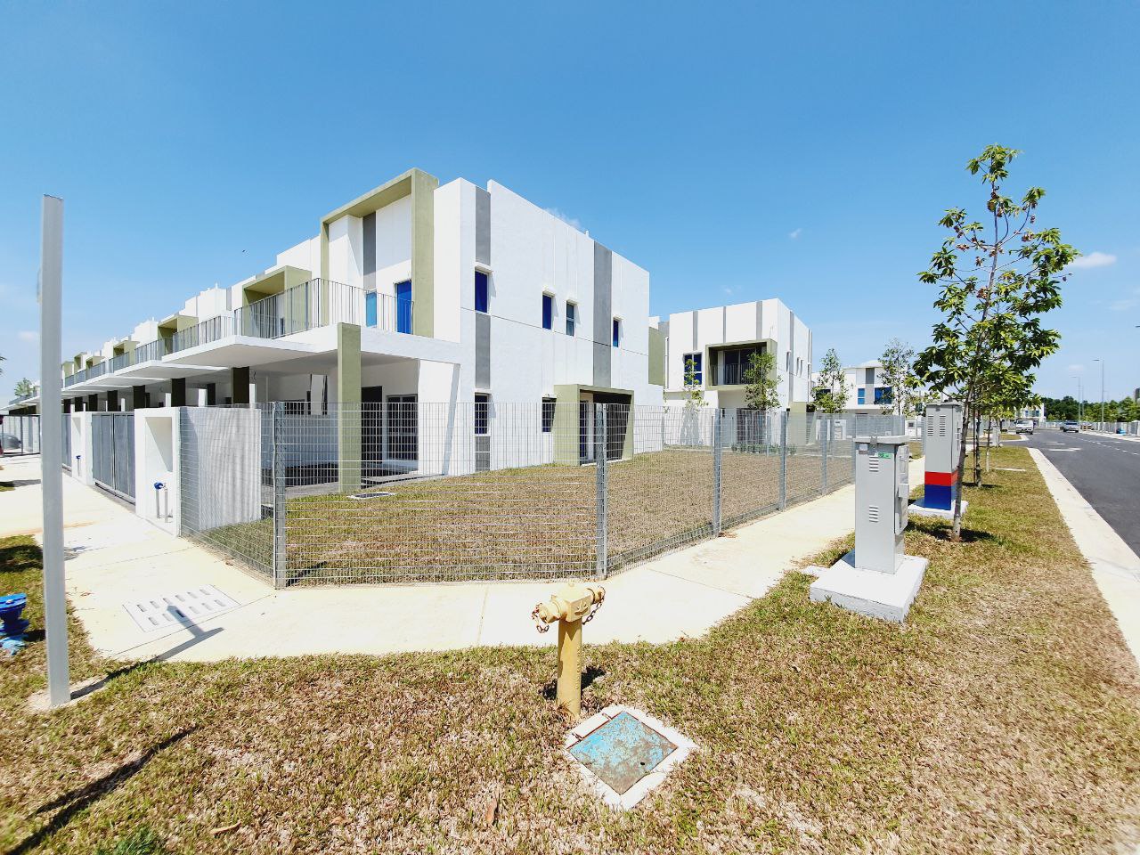 Corner Lot 2 Storey House Casawood Cybersouth - photo 7