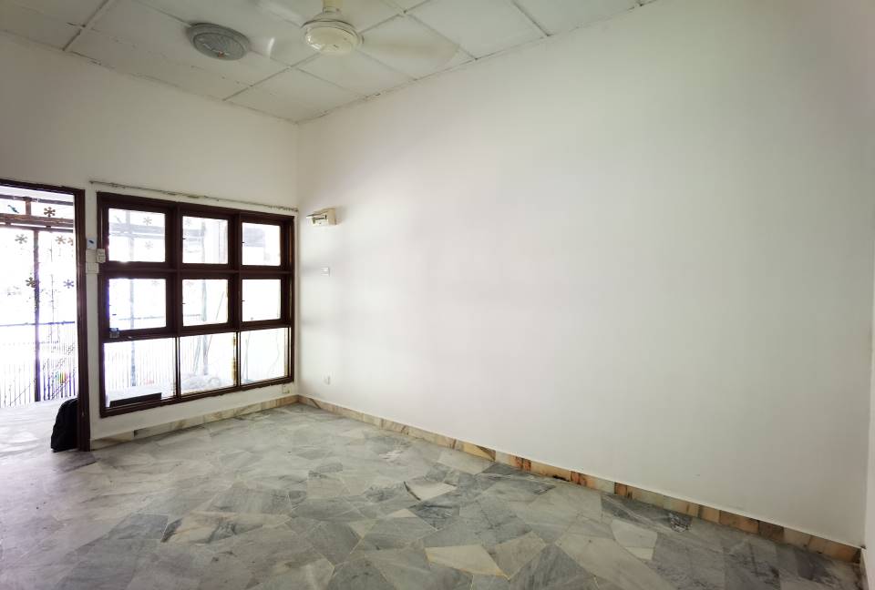 Rumah ENDLOT Teres Setingkat Taman Desa Bakti KL - photo 3