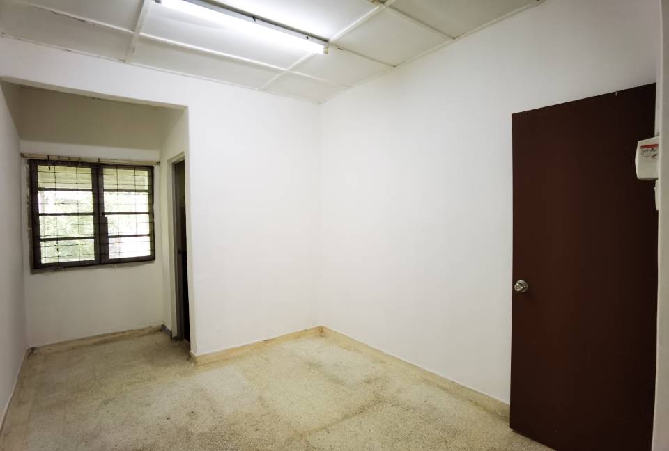 Rumah ENDLOT Teres Setingkat Taman Desa Bakti KL - photo 6