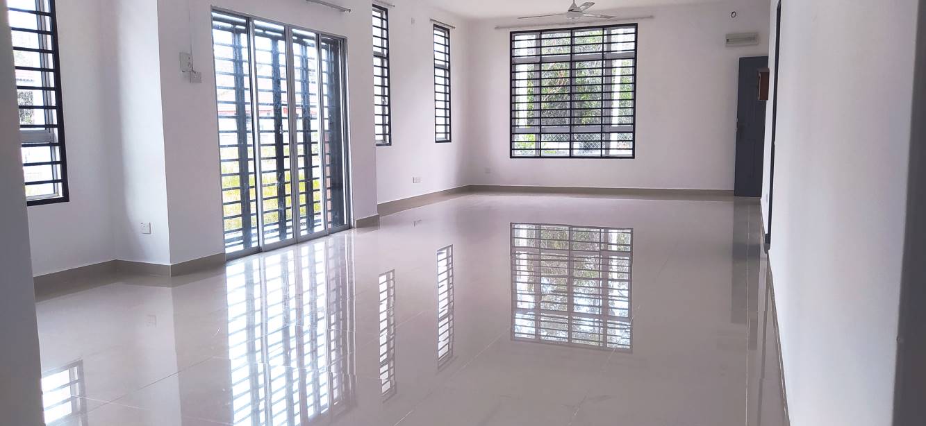 Corner Lot Single Storey Bungalow Mahkota Hills - photo 3