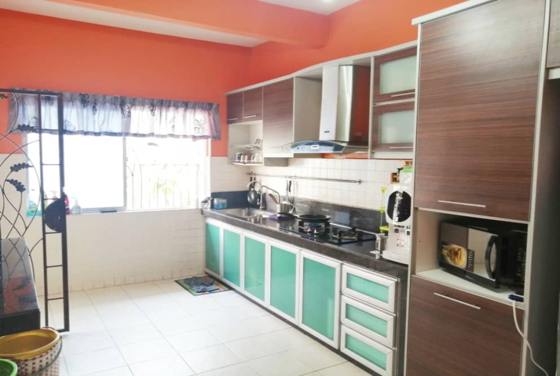 RENOVATED 2 Storey Superlink House Prima Tropika - photo 7